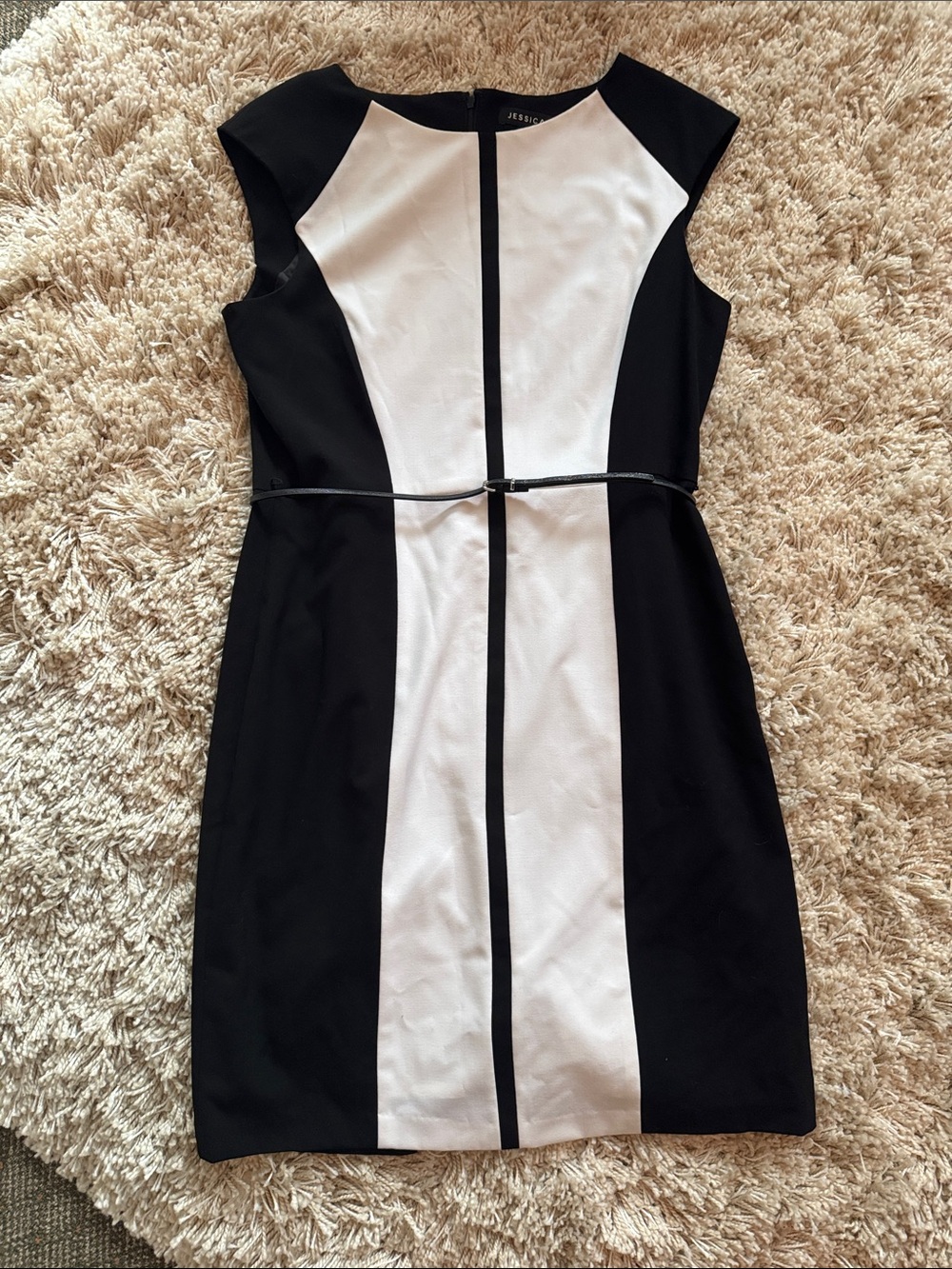Jessica Black & White Colorblock Sleeveless Dress